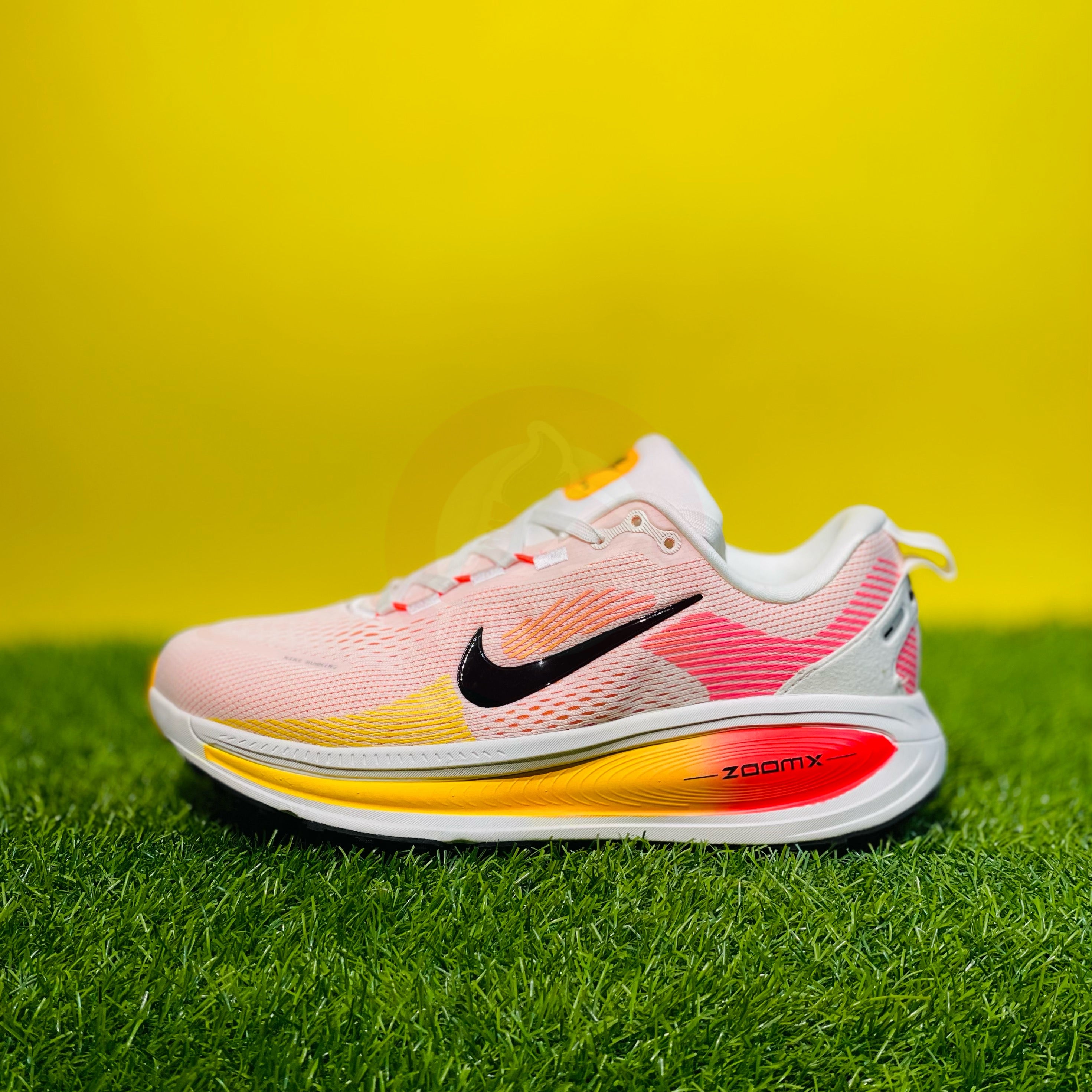 NK AIRZOOM X VOMERO 18 - SAIL/BRIGHT (ORIGINALS)