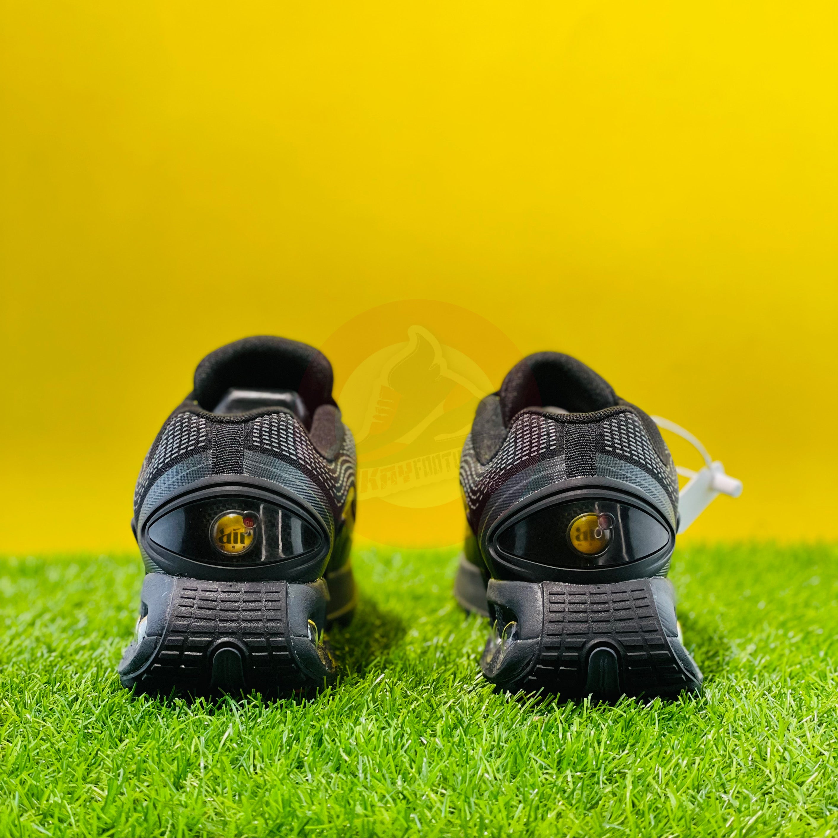 NK AIRMAX DN - BLACK & DARK SMOKE GREY (ORIGINALS)