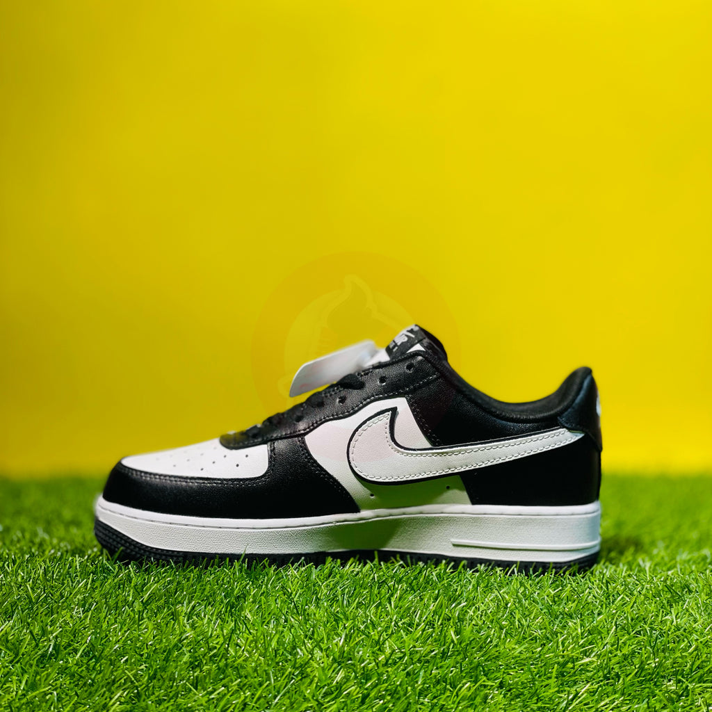 NK Airforce 1 - PANDAS (ORIGINALS)