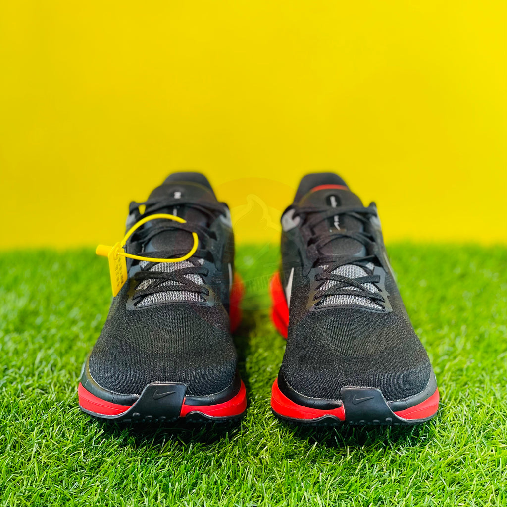 NK AIRZOOM X VOMERO 17 - GYM RED (DOT PERFECT)