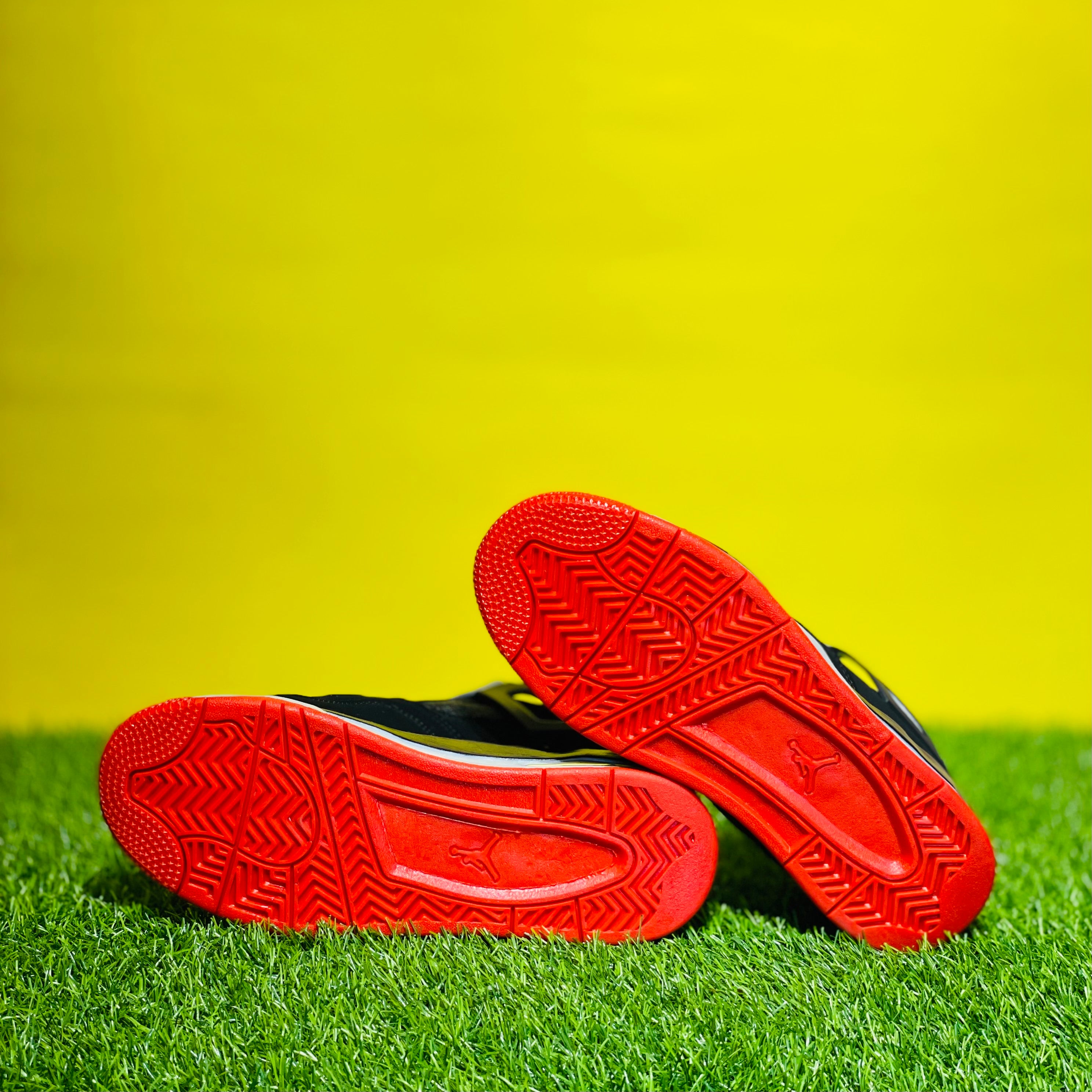 NK AIRJORDAN 4 - BRED (DOT PERFECT)