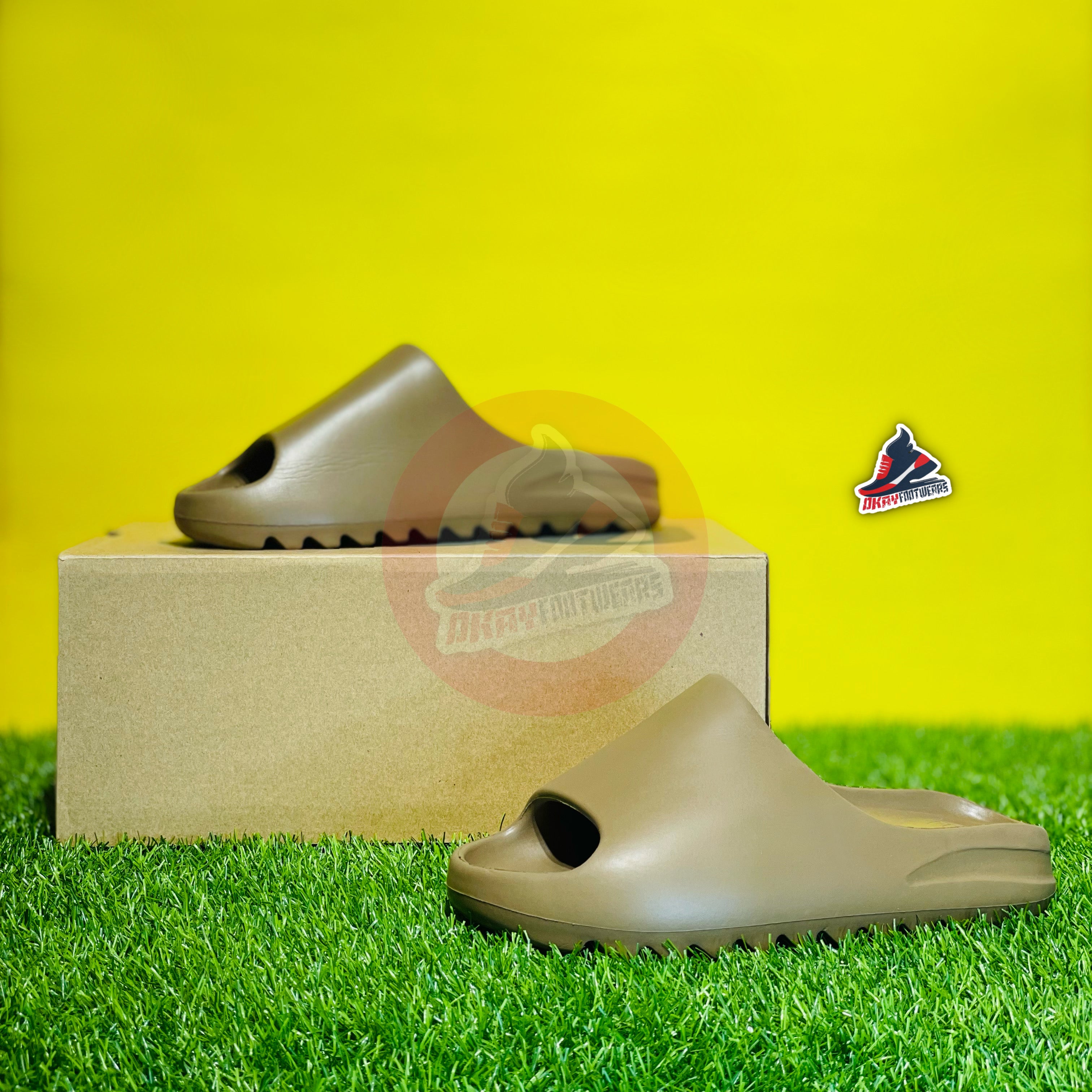 AD YEEZY SLIDES - EARTH (DOT PERFECT)