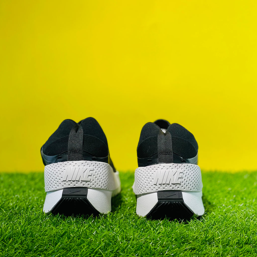 NK GO FLYEASE - BLACK (DOT PERFECT)