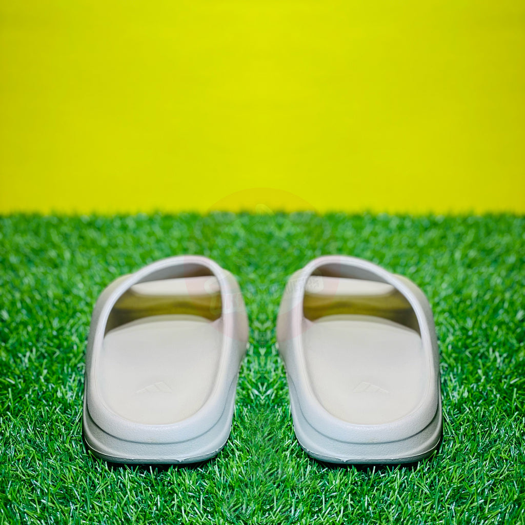 AD YEEZY SLIDES - PURE (DOT PERFECT)