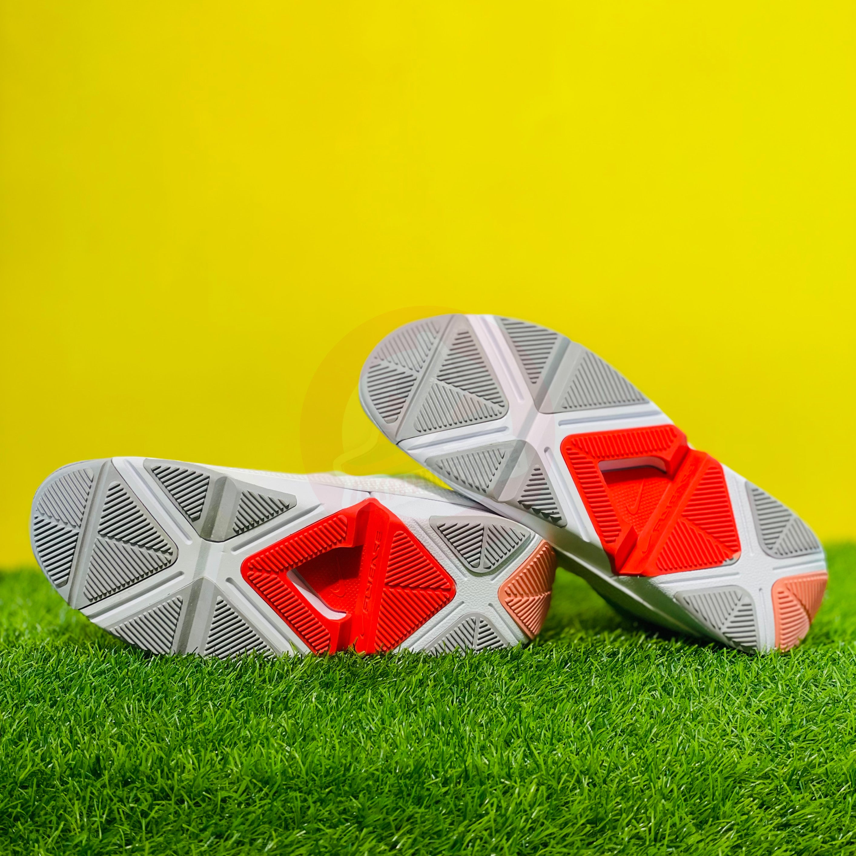 NK GO FLYEASE - SEAFOAM (DOT PERFECT)