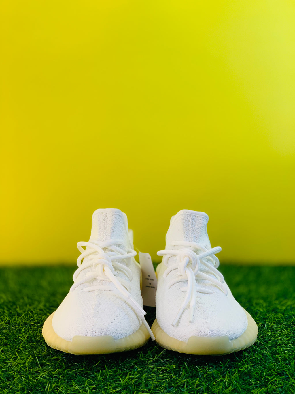 AD YEEZY 350 V2 - CLOUD WHITE (PREMIUM BATCH)