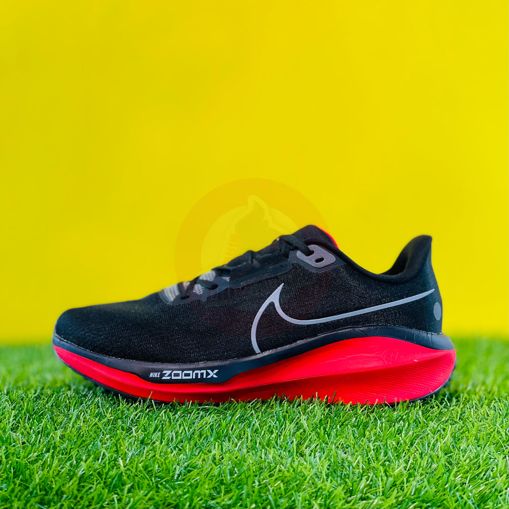 NK AIRZOOM X VOMERO 17 - GYM RED (DOT PERFECT)