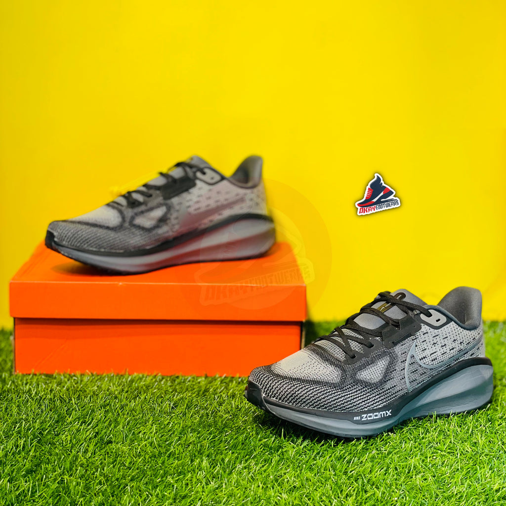 NK AIRZOOM X VOMERO 17 - STATIC GREY (DOT PERFECT)