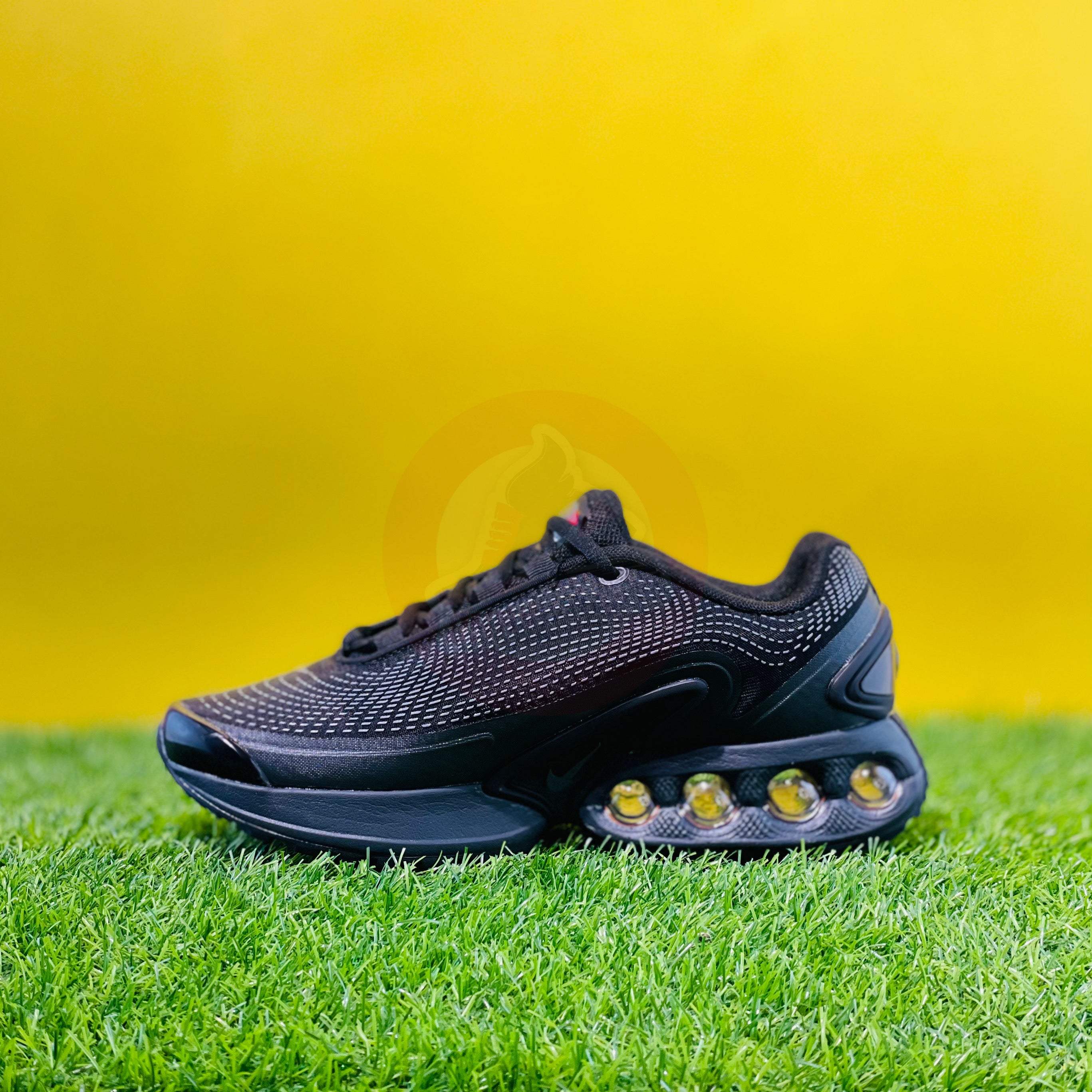 NK AIRMAX DN - BLACK & DARK SMOKE GREY (ORIGINALS)