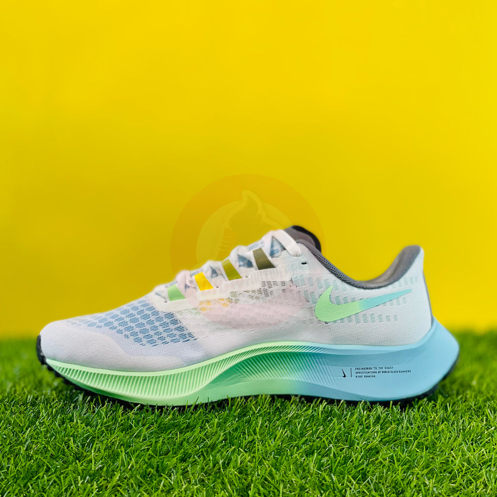 NK AIRZOOM PEGASUS 37 - BUTTERFLY (DOT PERFECT)