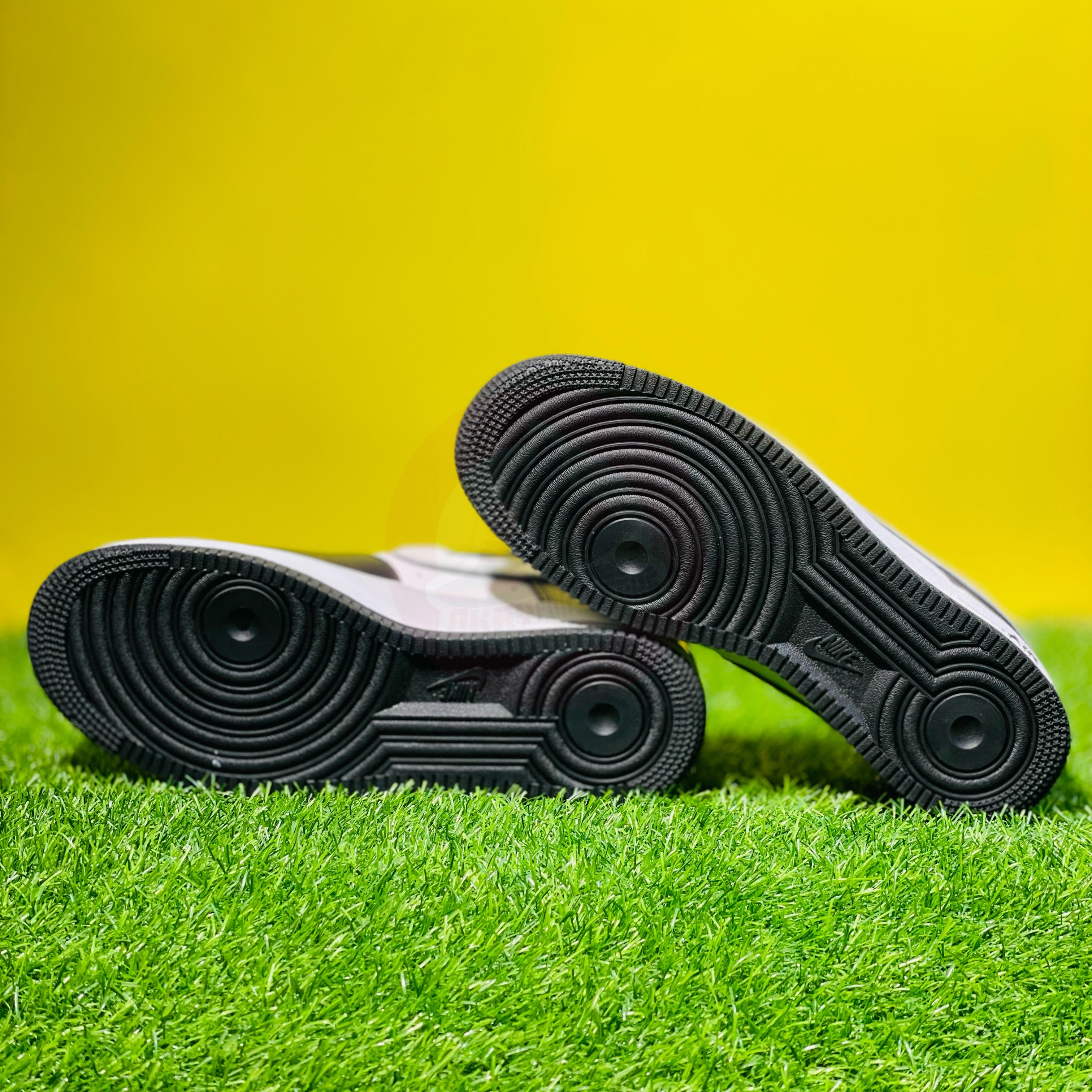 NK Airforce 1 - PANDAS (ORIGINALS)