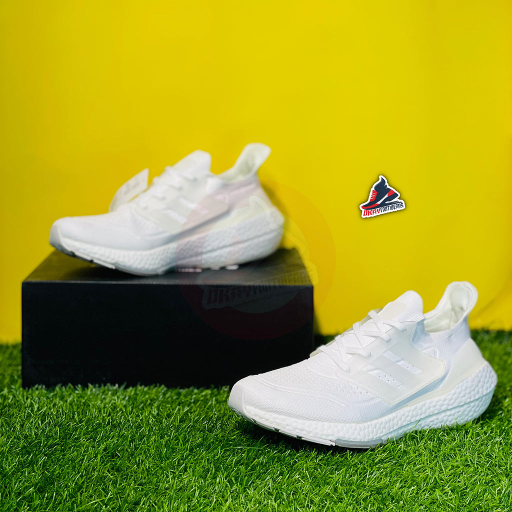 AD ULTRABOOST ‘21 - CLOUD WHITE (DOT PERFECT)