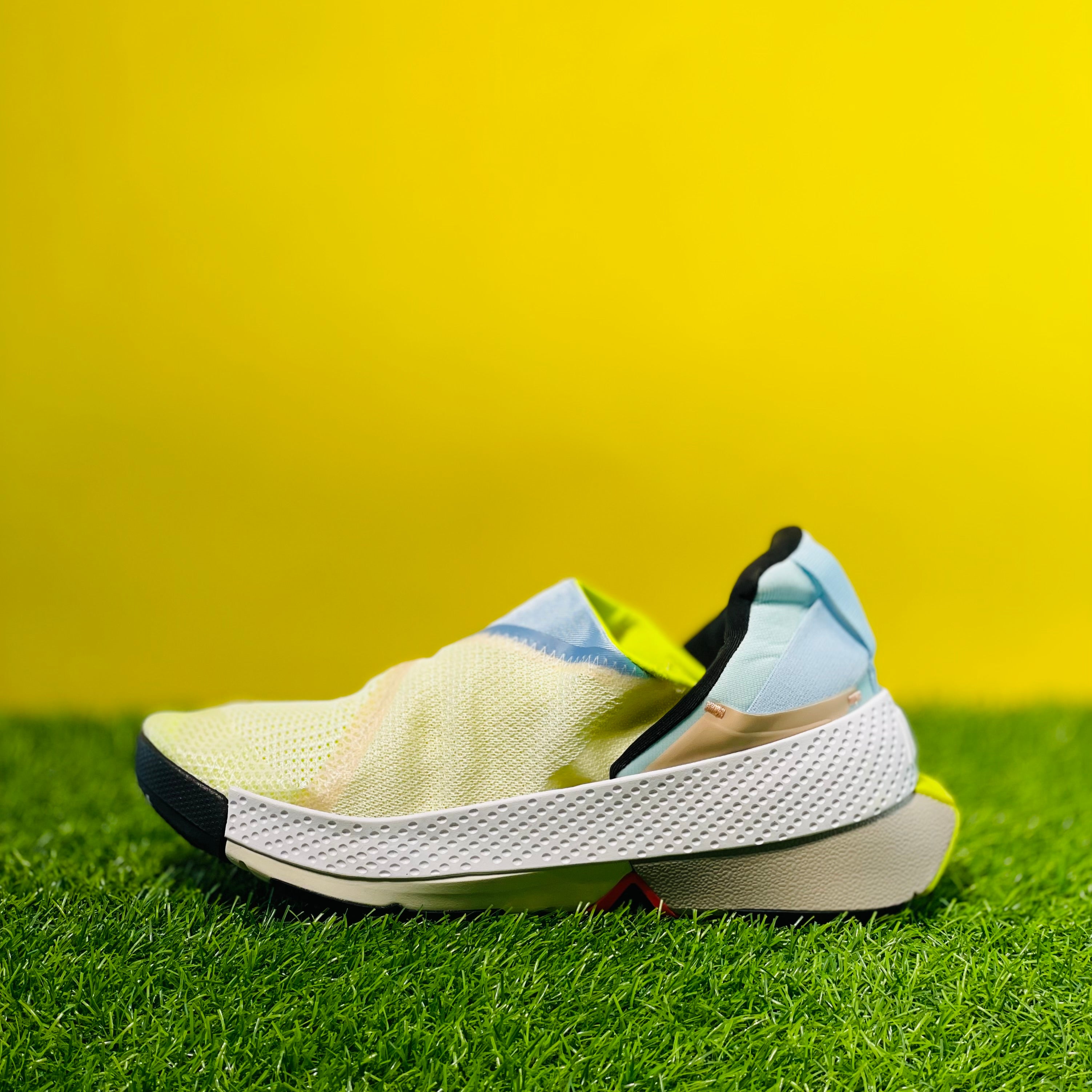 NK GO FLYEASE - VOLT CELESTIAL (DOT PERFECT)