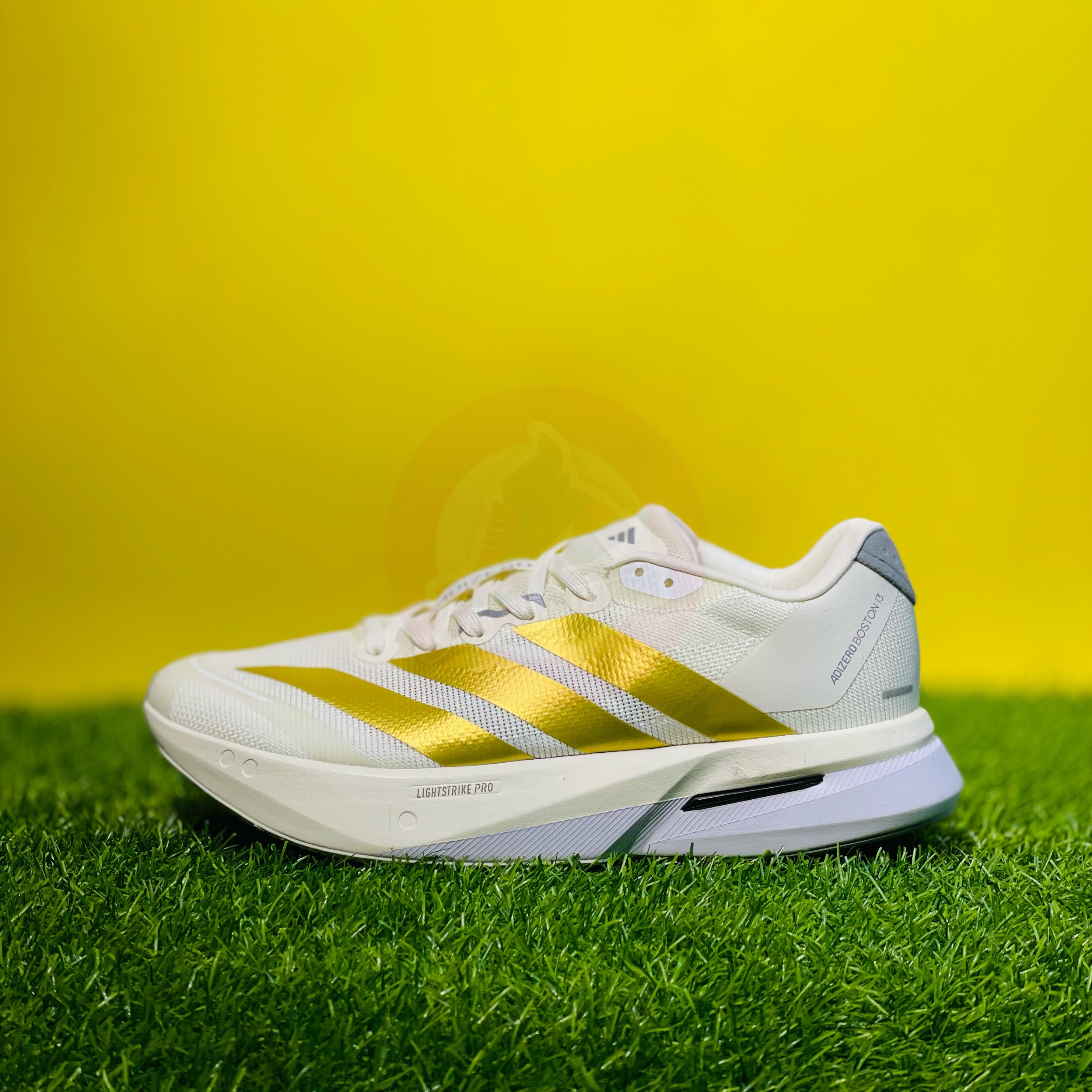 AD ADIZER0 BOST0N 13 - WHITE/GOLD (DOT PERFECT)