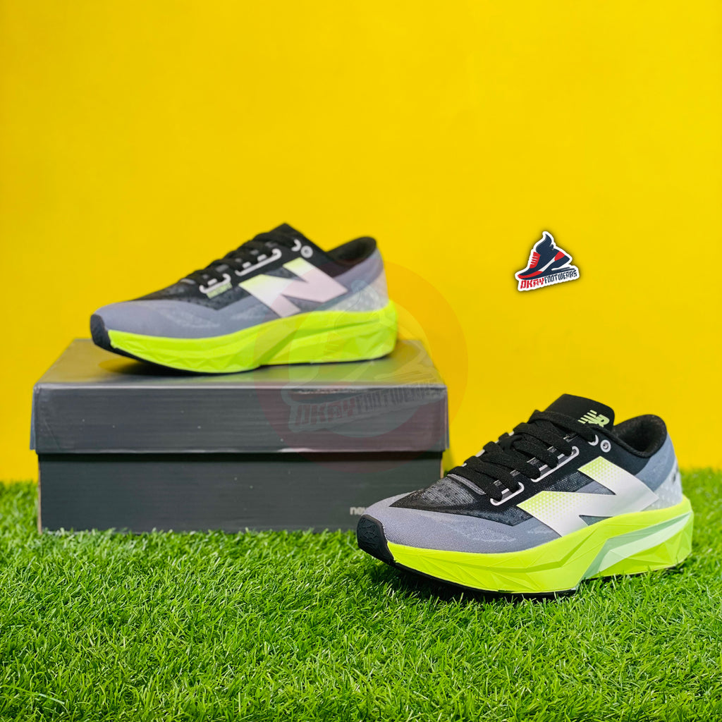 NB FUELCELL REBEL V4 - BLACK LIME (DOT PERFECT)