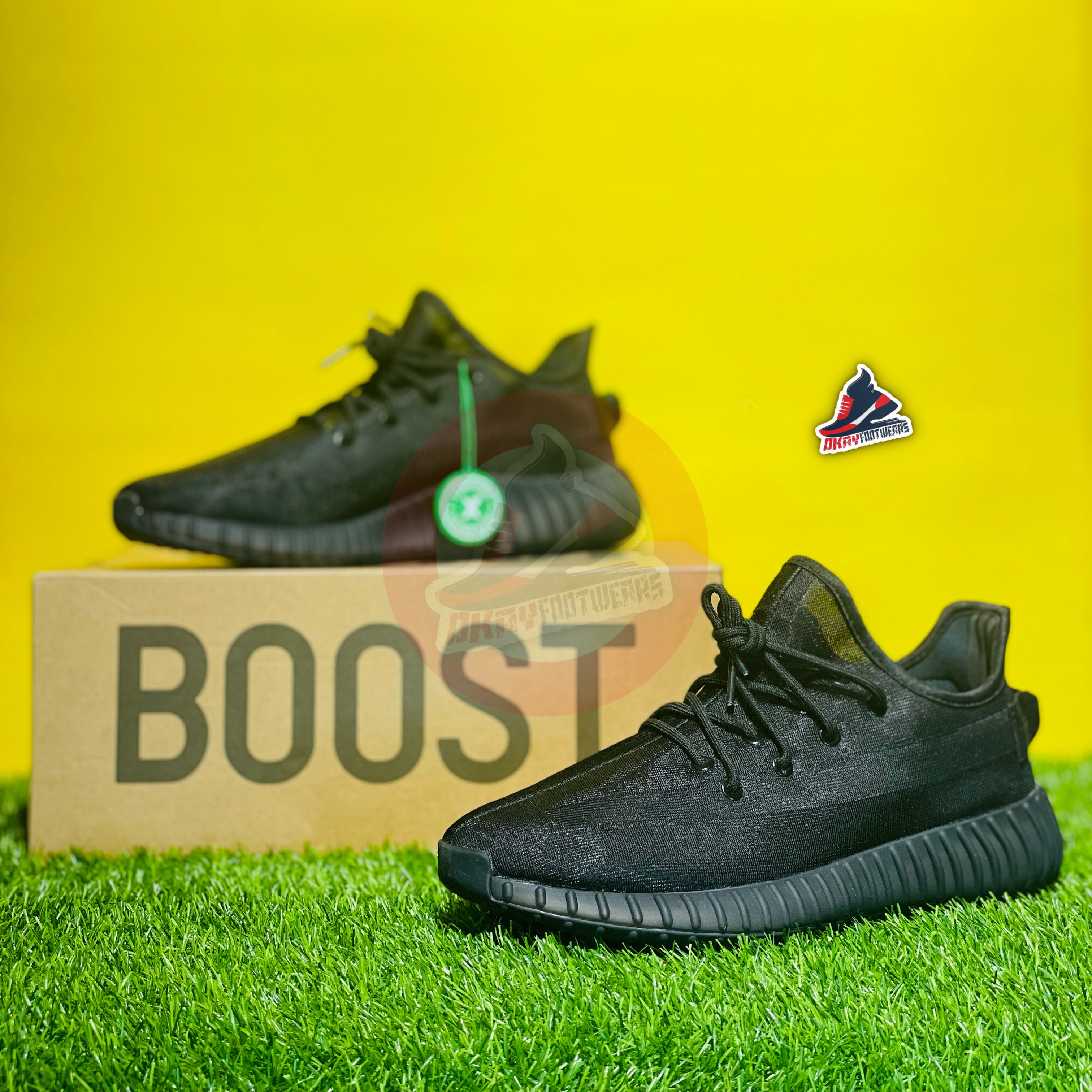 AD YEEZY 350 V2 - BLACK (PREMIUM BATCH)
