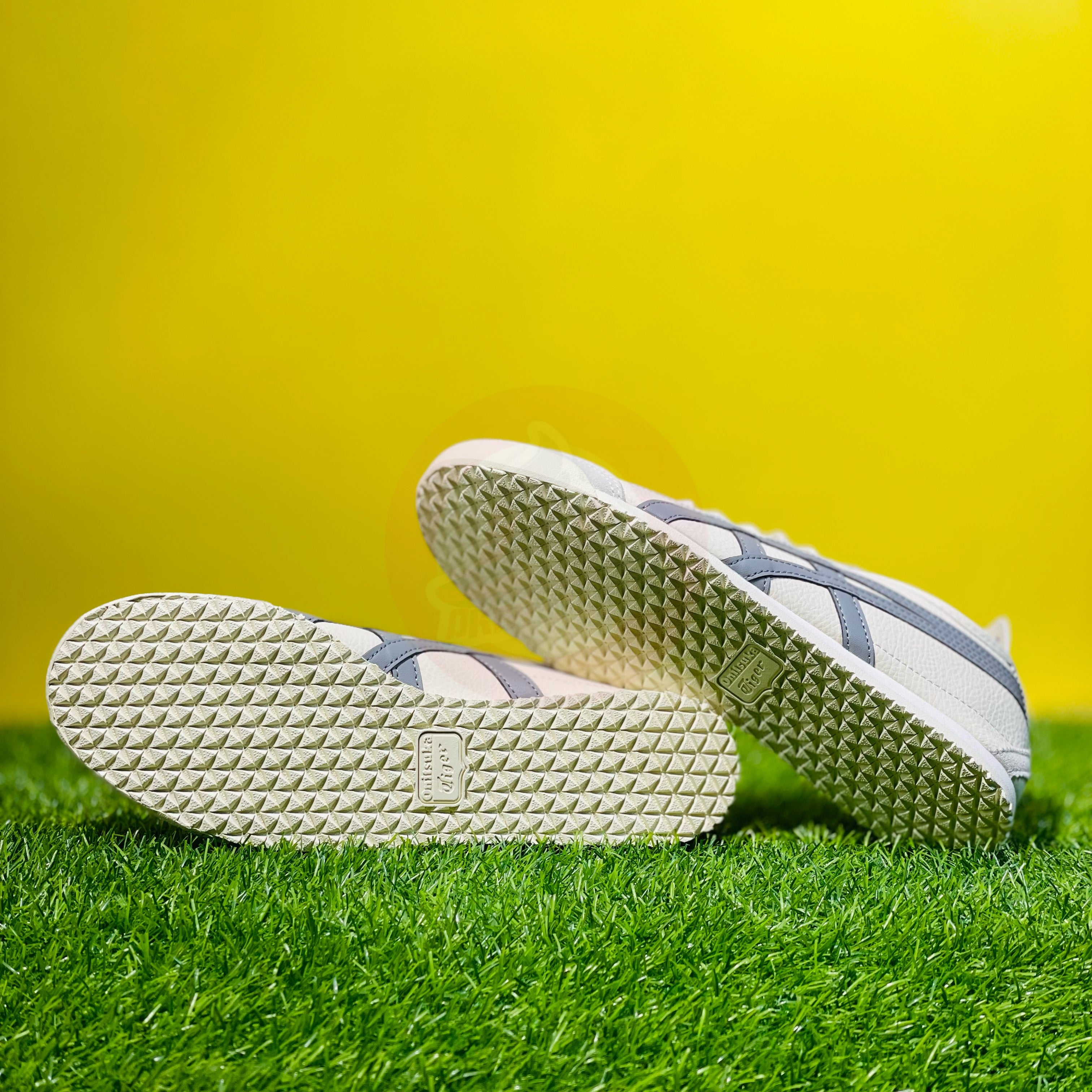 ONTSKA TIGER - WHITE/GREY (DOT PERFECT) (ORIGINAL LEATHER)