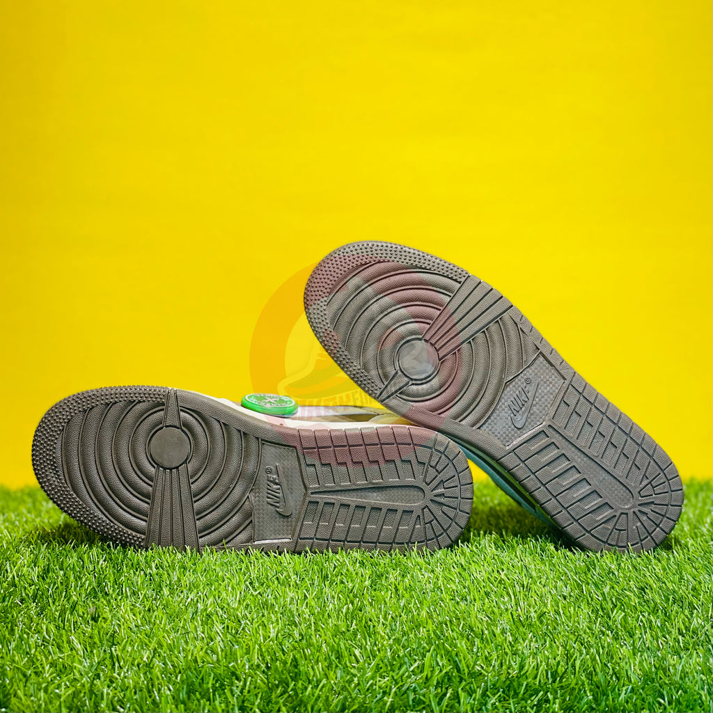 NK AIRJORDAN 1 LOW - TRAVIS REVERSE MOCHA (DOT PERFECT)