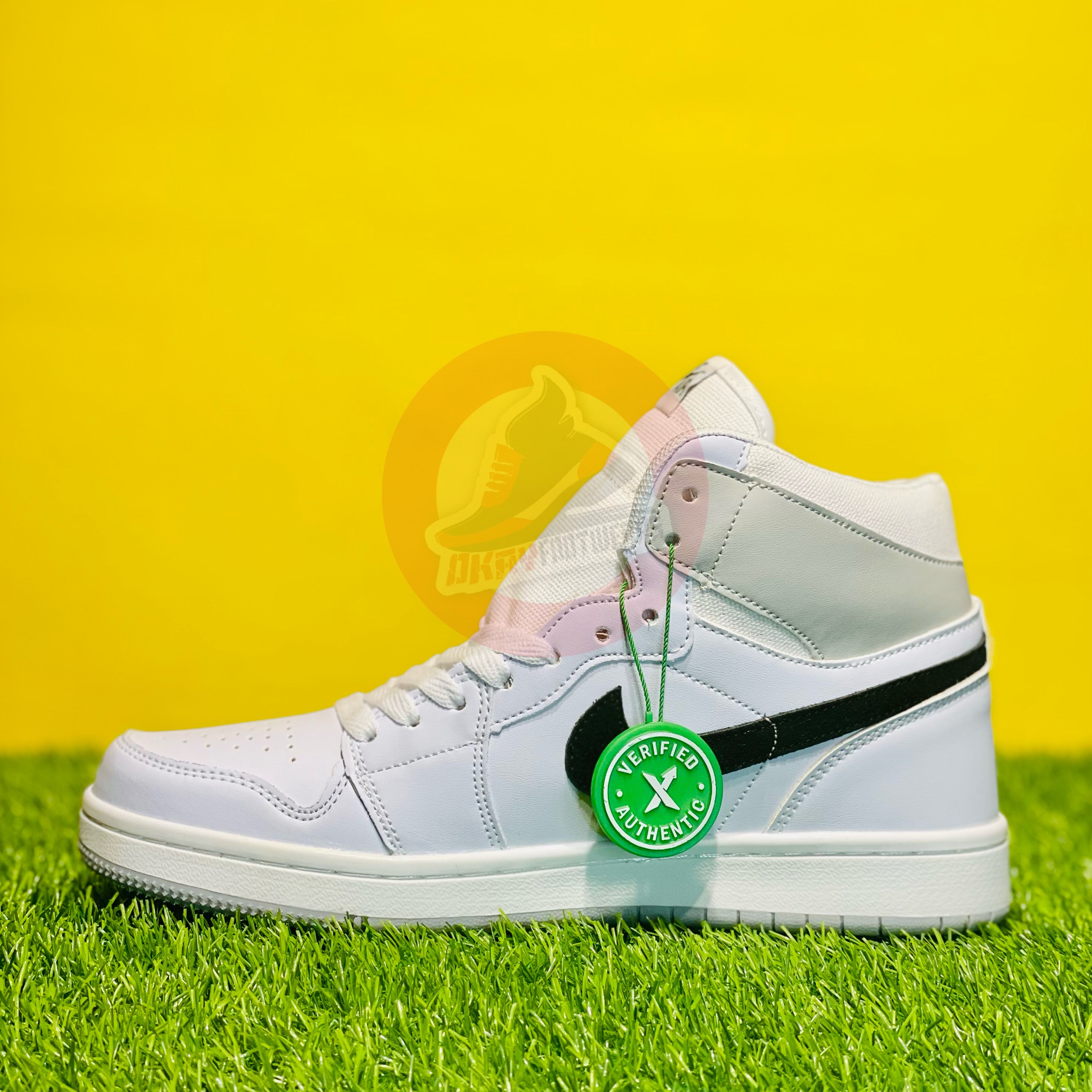 NK AIRJORDAN 1 HIGH - YIN YANG (DOT PERFECT)