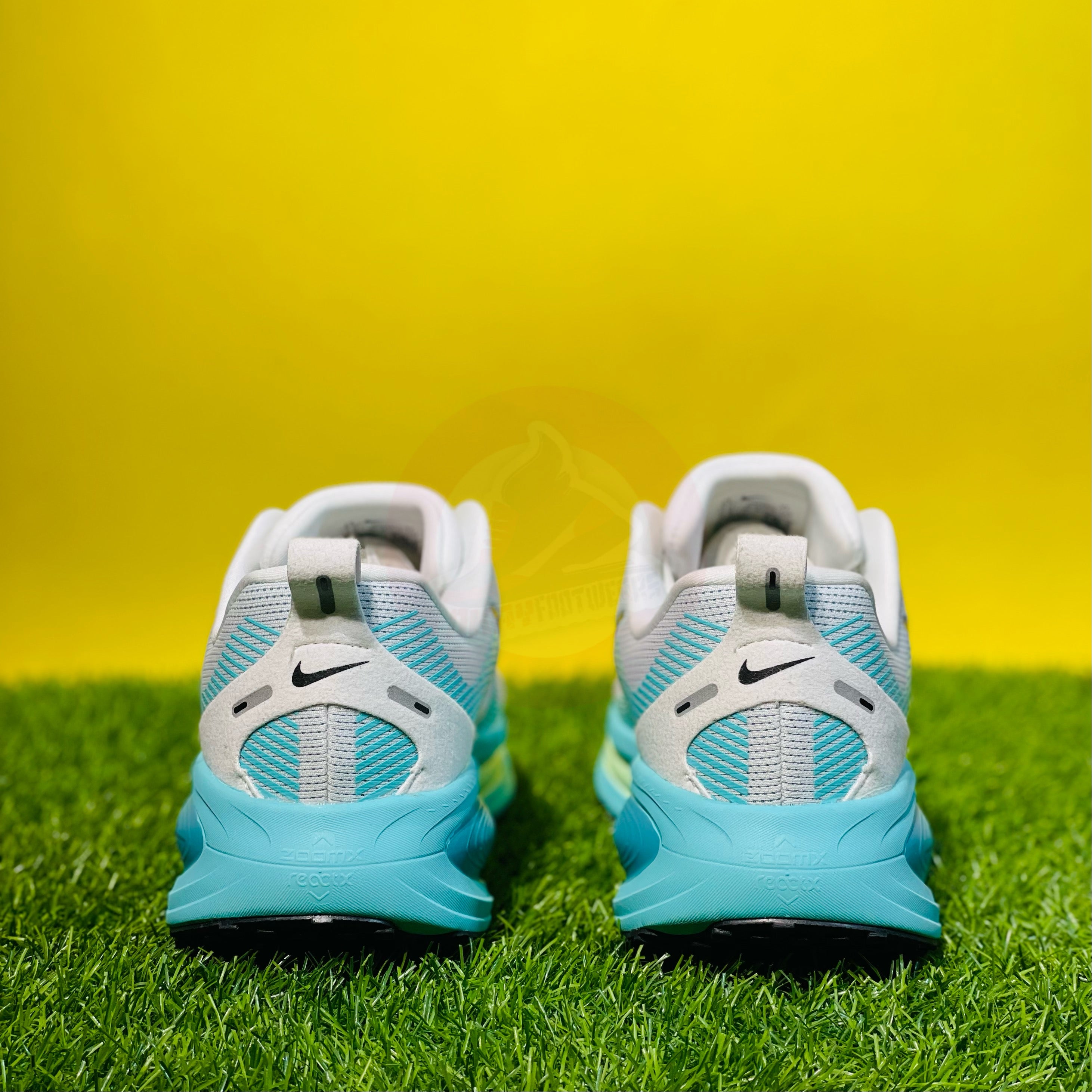 NK AIRZOOM X VOMERO 18 - GEODE TEAL (ORIGINALS)