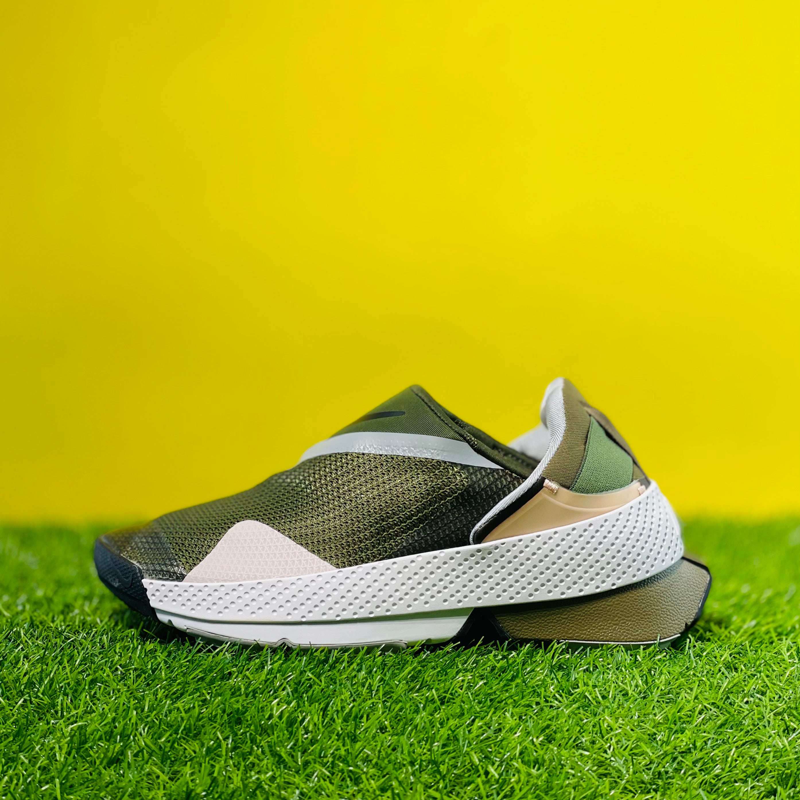 NK GO FLYEASE - ARMY GREEN (DOT PERFECT)