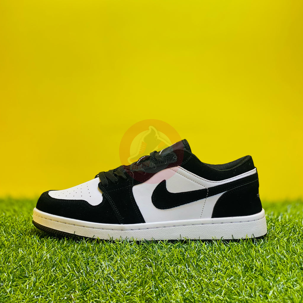 NK AIRJORDAN 1 LOW - BLACK/WHITE PANDA (DOT PERFECT)