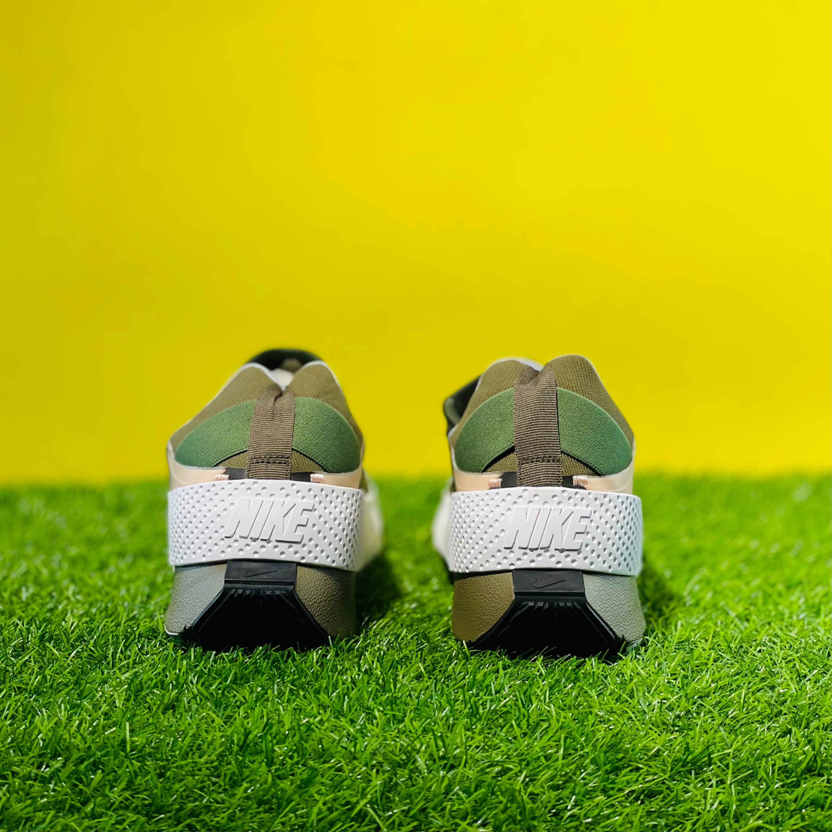 NK GO FLYEASE - ARMY GREEN (DOT PERFECT)