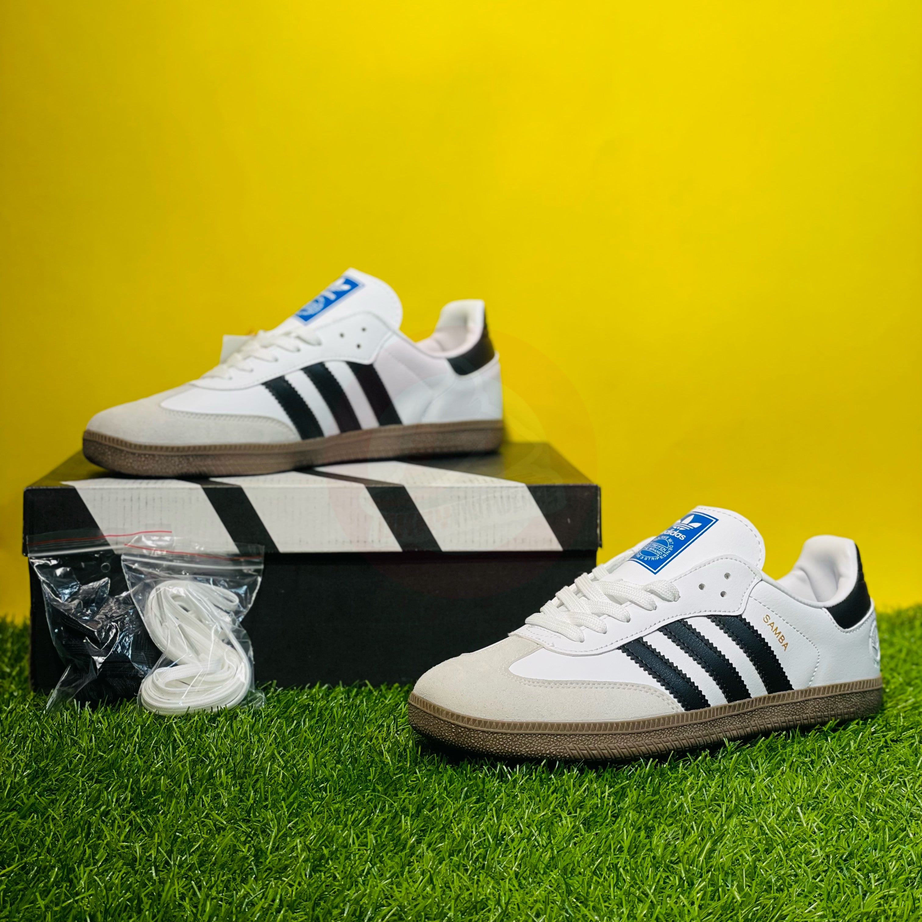 AD SAMBA - WHITE/BLACK (DOT PERFECT) (ORIGINAL SUEDE)